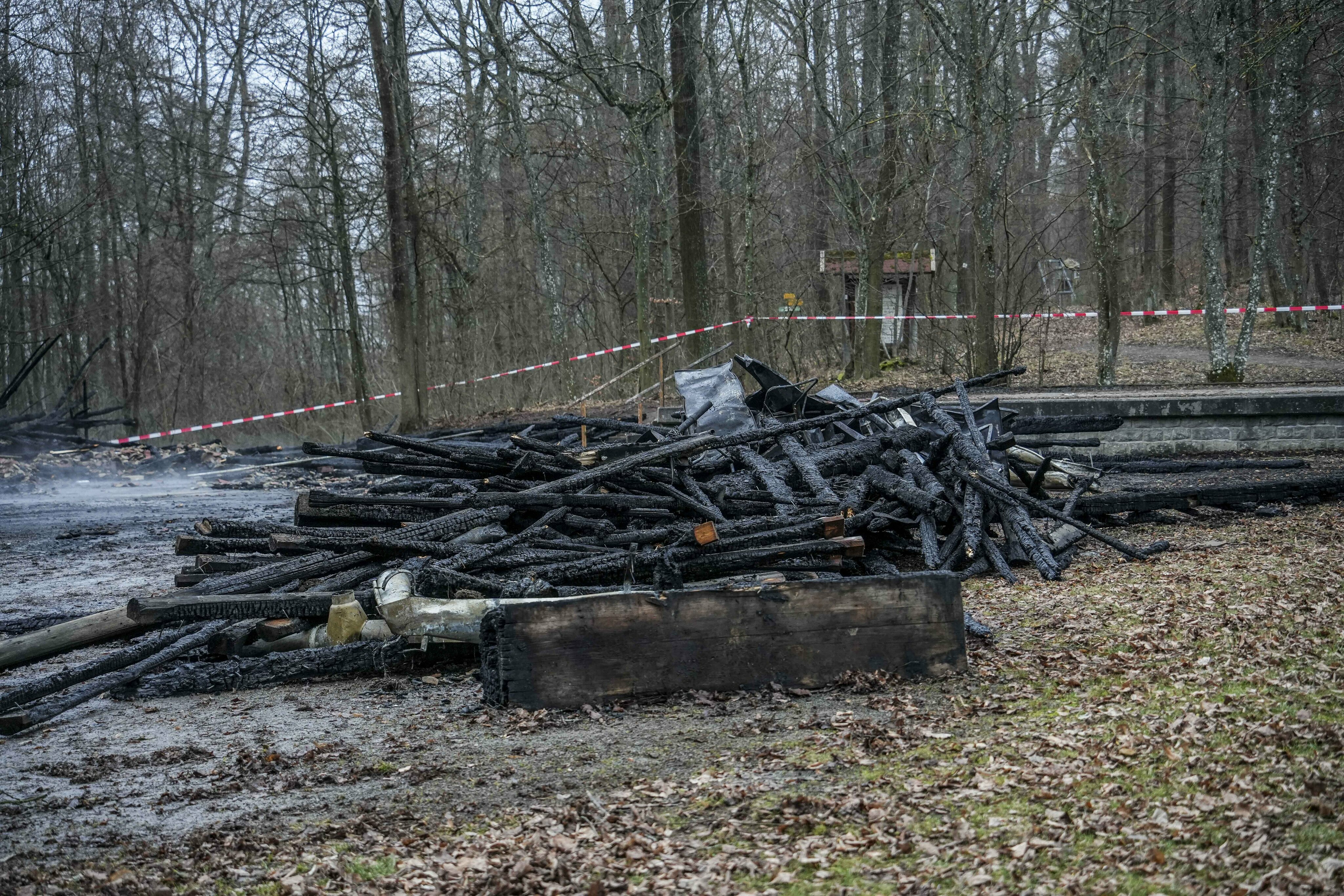Von der Hütte ist nichts mehr übrig.