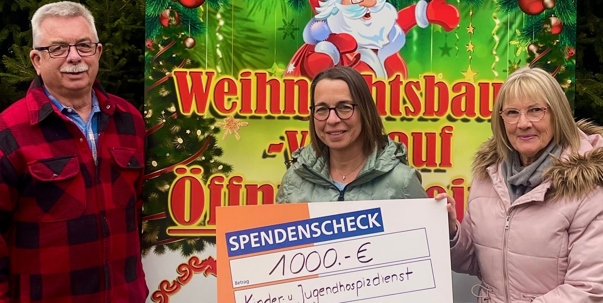 Ulrich Bauer, Claudia Frers vom ambulanten Kinder-und Jugendhospiz und Jasmin Bauer.