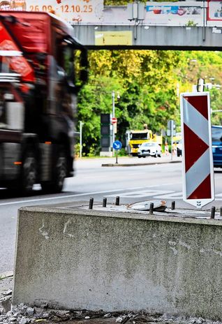 Die Filtersäulen am Neckartor sind weg– die Fahrverbote bleiben.