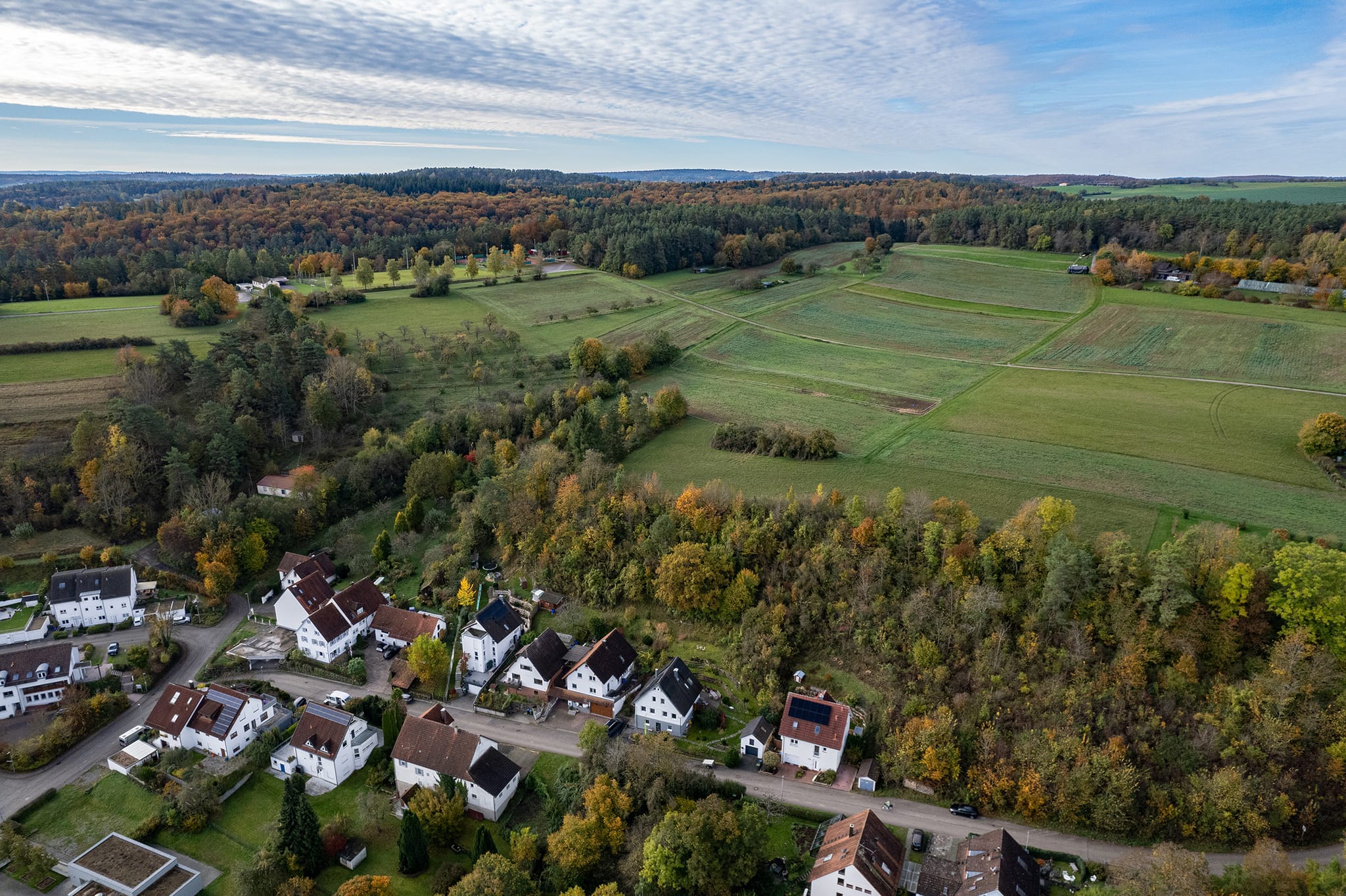 Bauwillige in Dätzingen müssen noch länger warten. Das Baugebiet „Oberäcker“, oberhalb der Häuserreihe nach dem Grünzug, soll im normalen Bebauungsplanverfahren fortgesetzt.