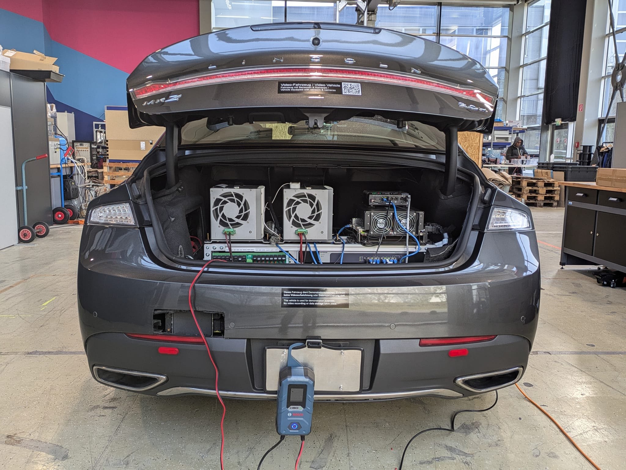Helm.ai sieht den Standort Böblingen als Schlüssel für den Zugang zu Talenten, OEMs und 
forschungsstarken Netzwerken.