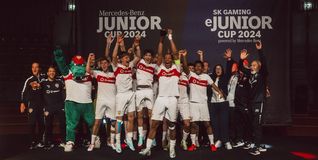 Im vergangenen Januar gewann die U19 des VfB Stuttgart den Mercedes-Benz Junior Cup. Die jungen Roten gegen daher Mitte Januar als Titelverteidiger an den Start.