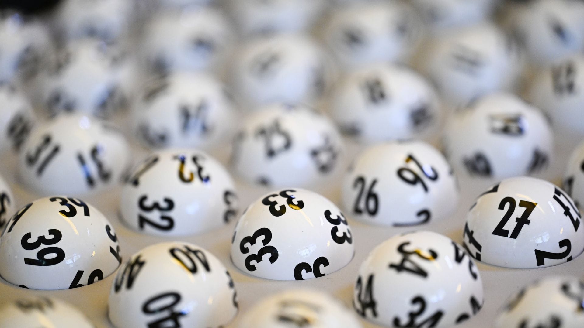 Eine Spielerin oder ein Spieler aus dem Südwesten hat fast eine Million Euro im Lotto gewonnen.