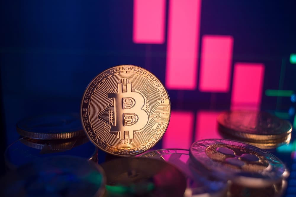 Bitcoin fällt erneut deutlich. Große Verkäufe, ETF-Abflüsse und makroökonomische Unsicherheiten prägen das Geschehen am Kryptomarkt. Ein Überblick über die aktuelle Entwicklung.