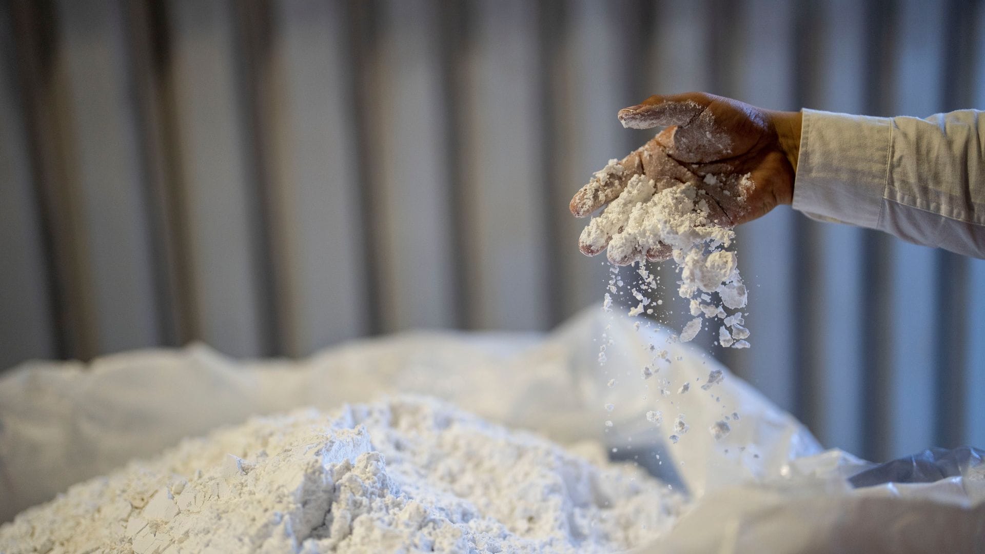 Lithium in einer chilenischen Verarbeitungsanlage. Dieser und viele andere Rohstoffe haben sich im ersten Quartal stark verteuert. (Symbolbild)