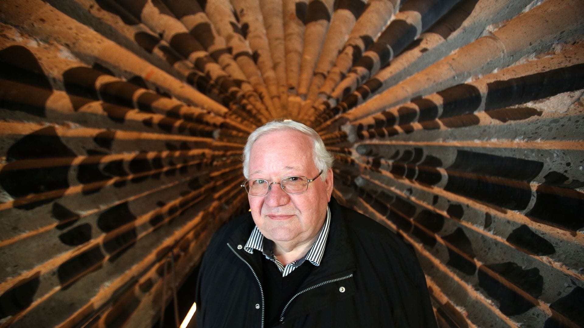 Brauchtumsforscher Manfred Becker-Huberti setzt sich seit langem mit den Ursprüngen von Halloween auseinander.