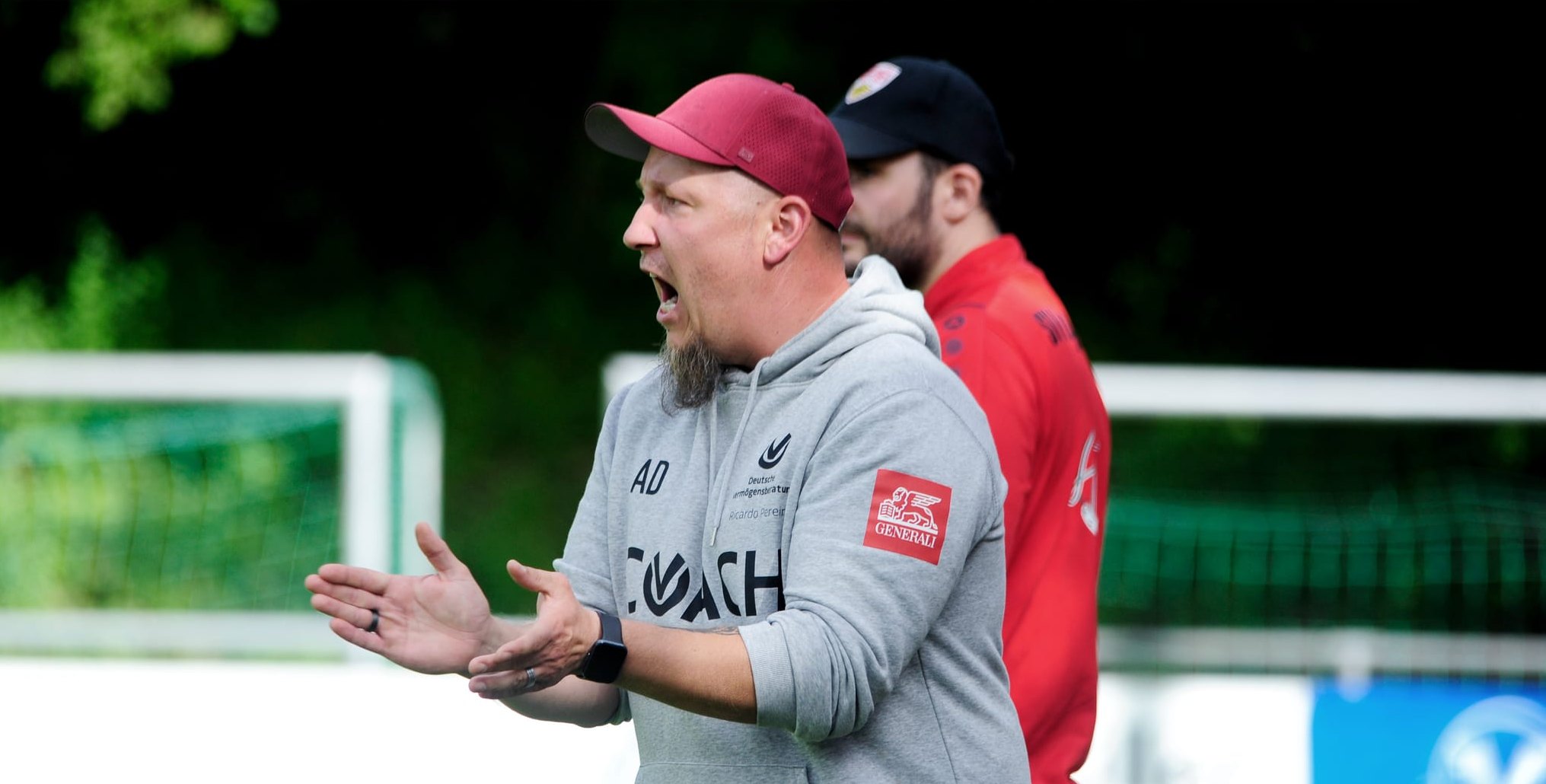 Magstadts Trainer Andy Damm war trotz der 1:4-Heimniederlage gegen den SV Oberjesingen nicht unzufrieden mit der Leistung seiner Spieler. 
Bild: photostampe