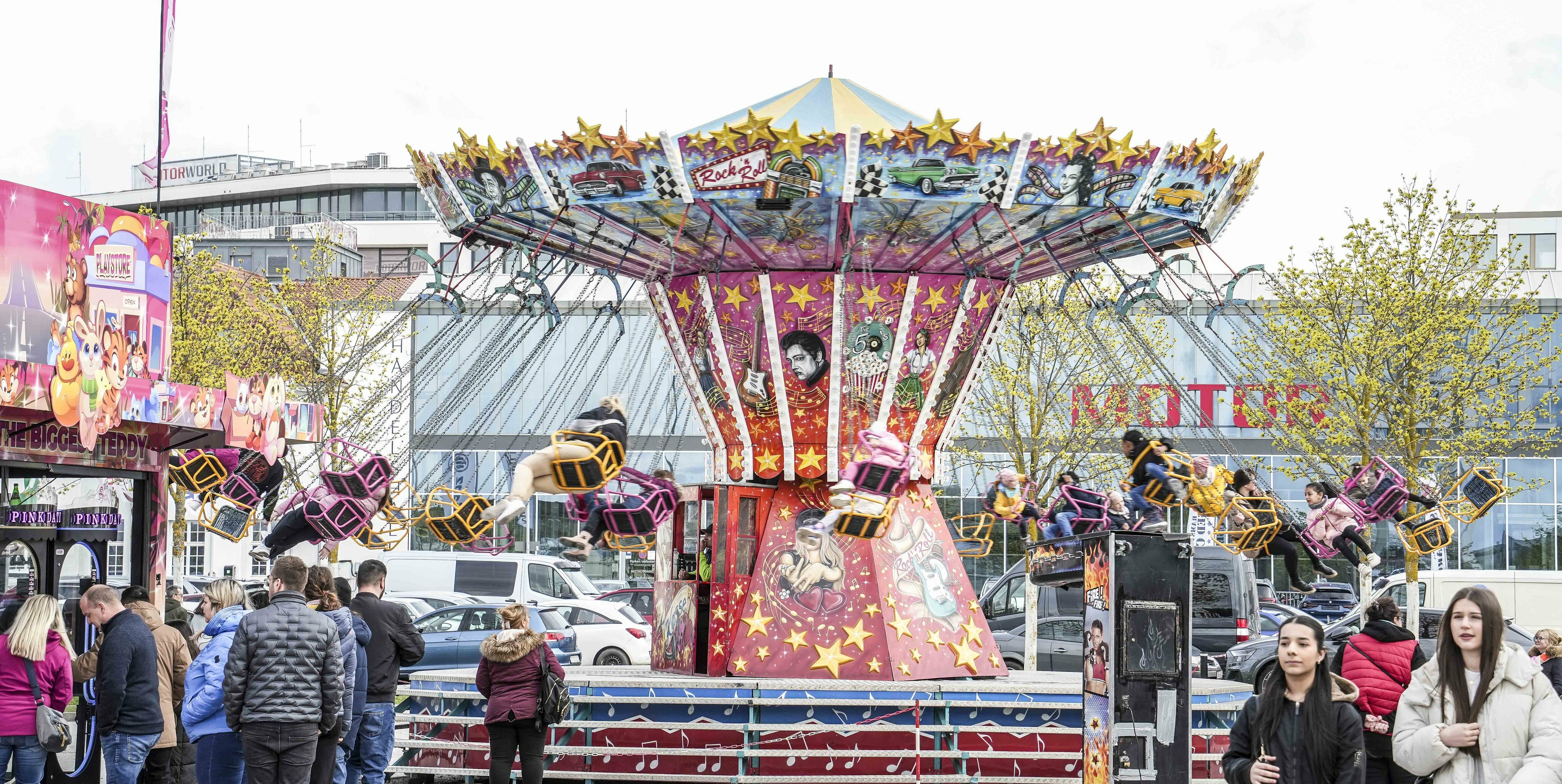 Noch eine gute Woche, bis zum 14. April, lädt die Osterkirmes aufs Flugfeld zwischen Böblingen und Sindelfingen.