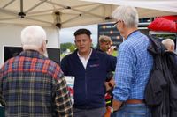 Auf dem Flugfeld wurde mit einem abwechslungsreichen Programm gefeiert.