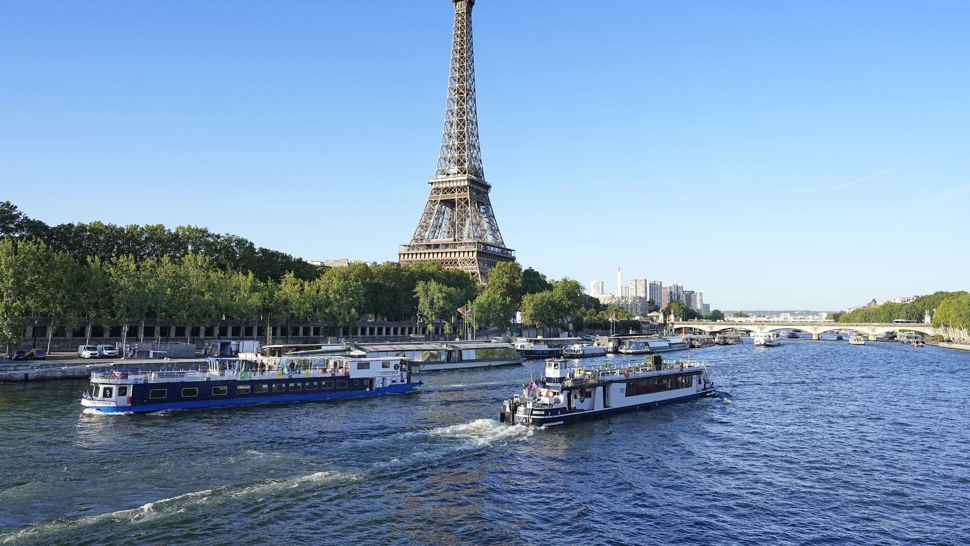 In Paris sind im August wegen der Ferien deutlich weniger Menschenmassen unterwegs. (Archivbild)