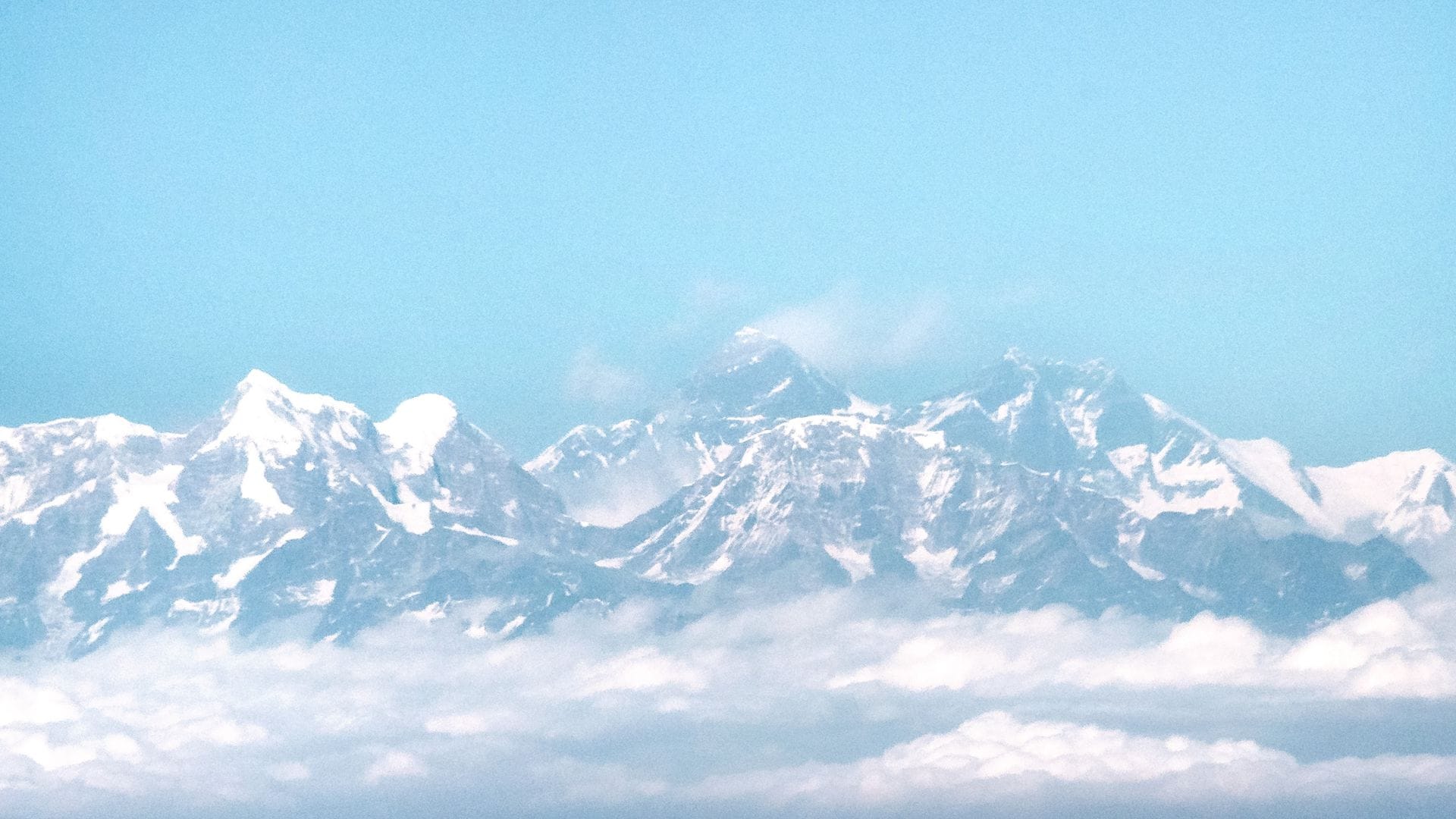 Das Himalaya-Gebirge mit dem Mount Everest.