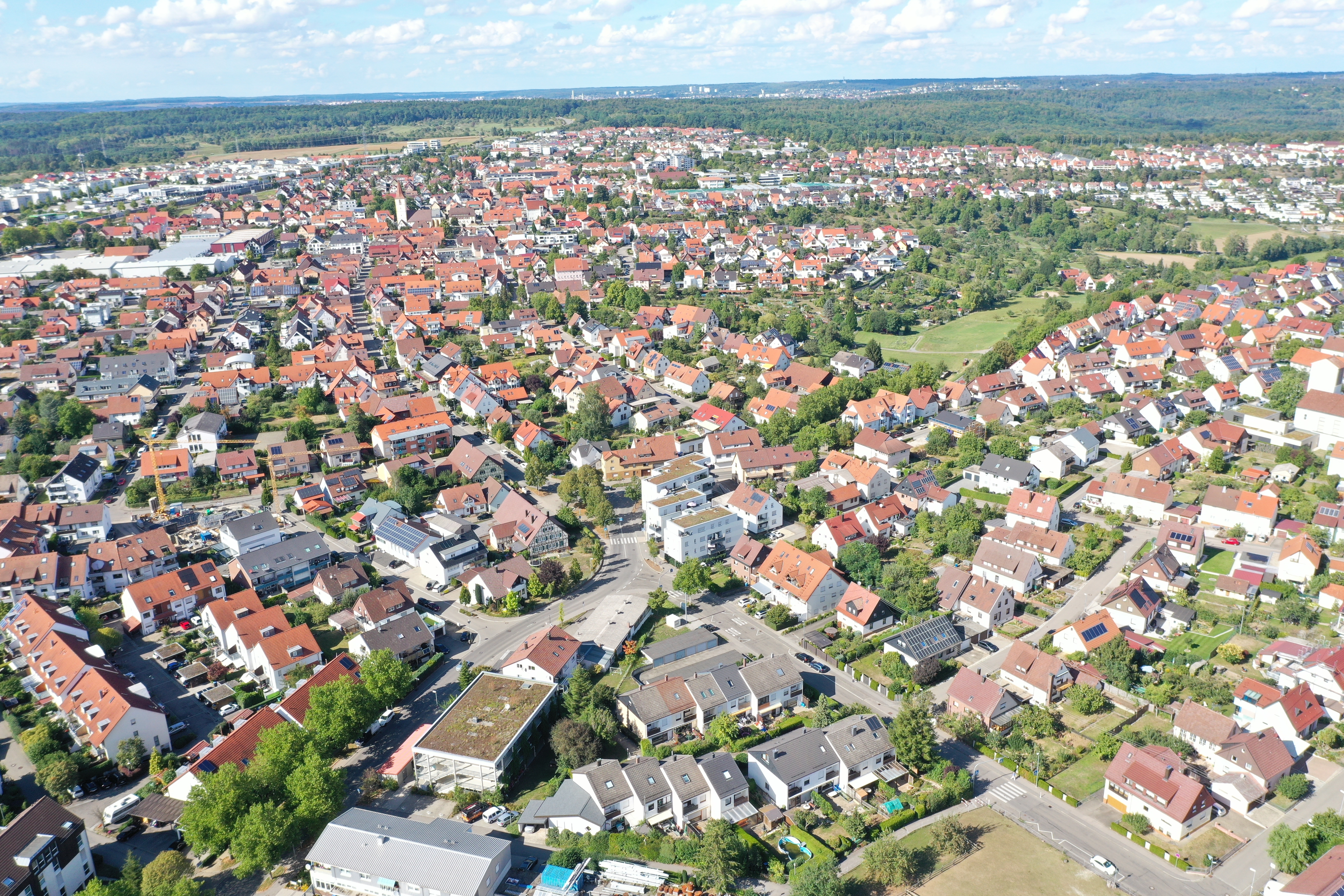 In den vergangenen Jahrzehnten ist Holzgerlingen stark gewachsen. Inzwischen leben rund 14 600 Menschen in dem Ort, der 1993 zur Stadt erhoben worden ist.                    Bild: Hamann