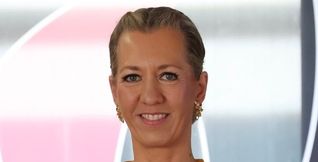 Susanne Schwarz mit ihrer Urkunde nach den beiden Siegen. Bild: z