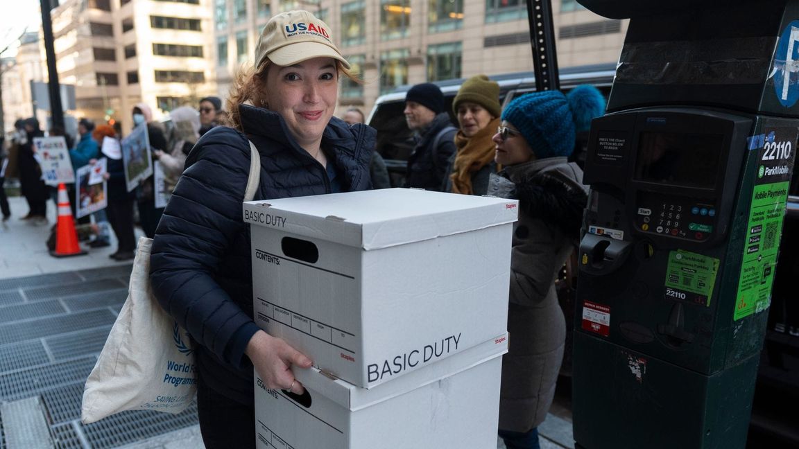 Bei der US-Entwicklungshilfebehörde USAID sollen um die 1.600 Stellen in den USA gestrichen werden. (Archivbild)