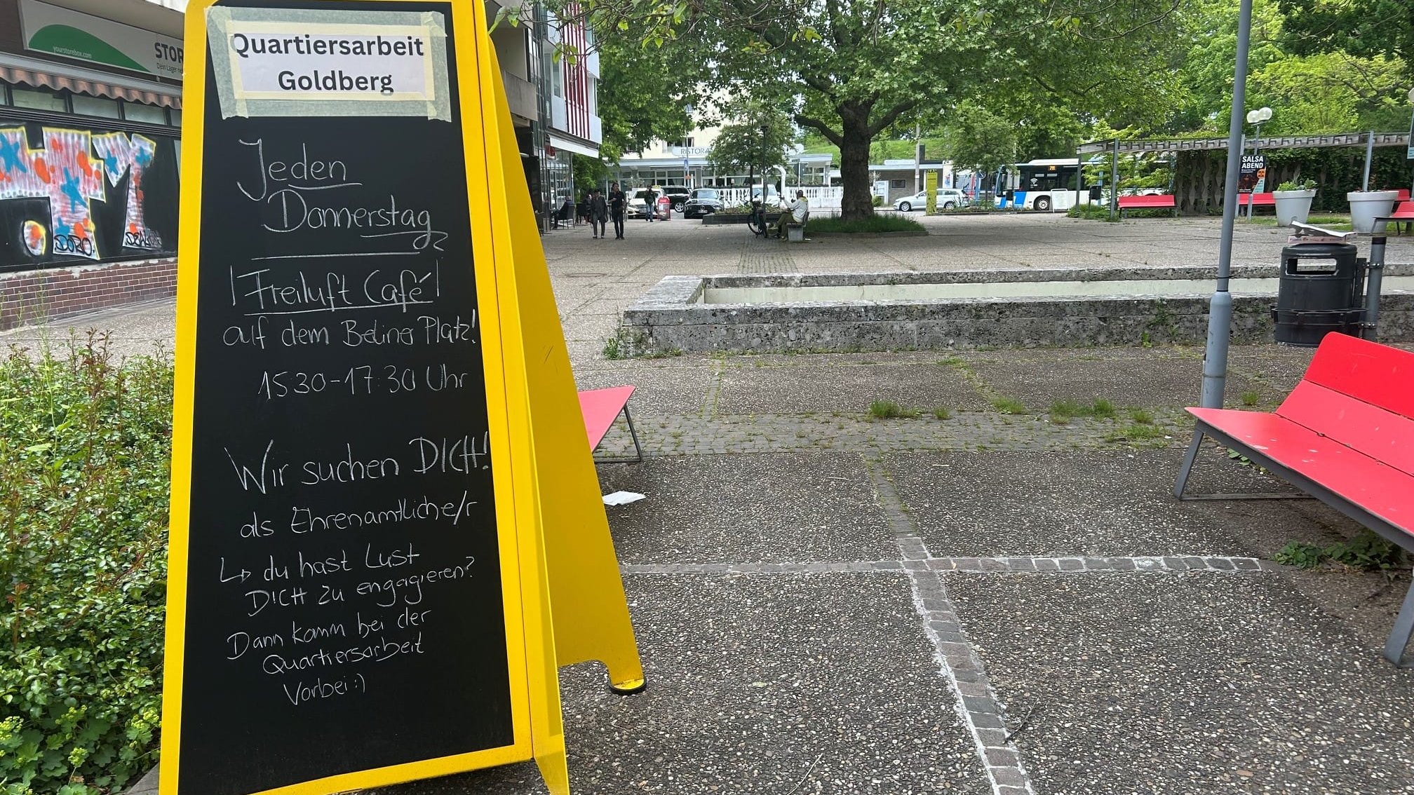 Jeden Donnerstag lädt das Freiluft-Café ein.