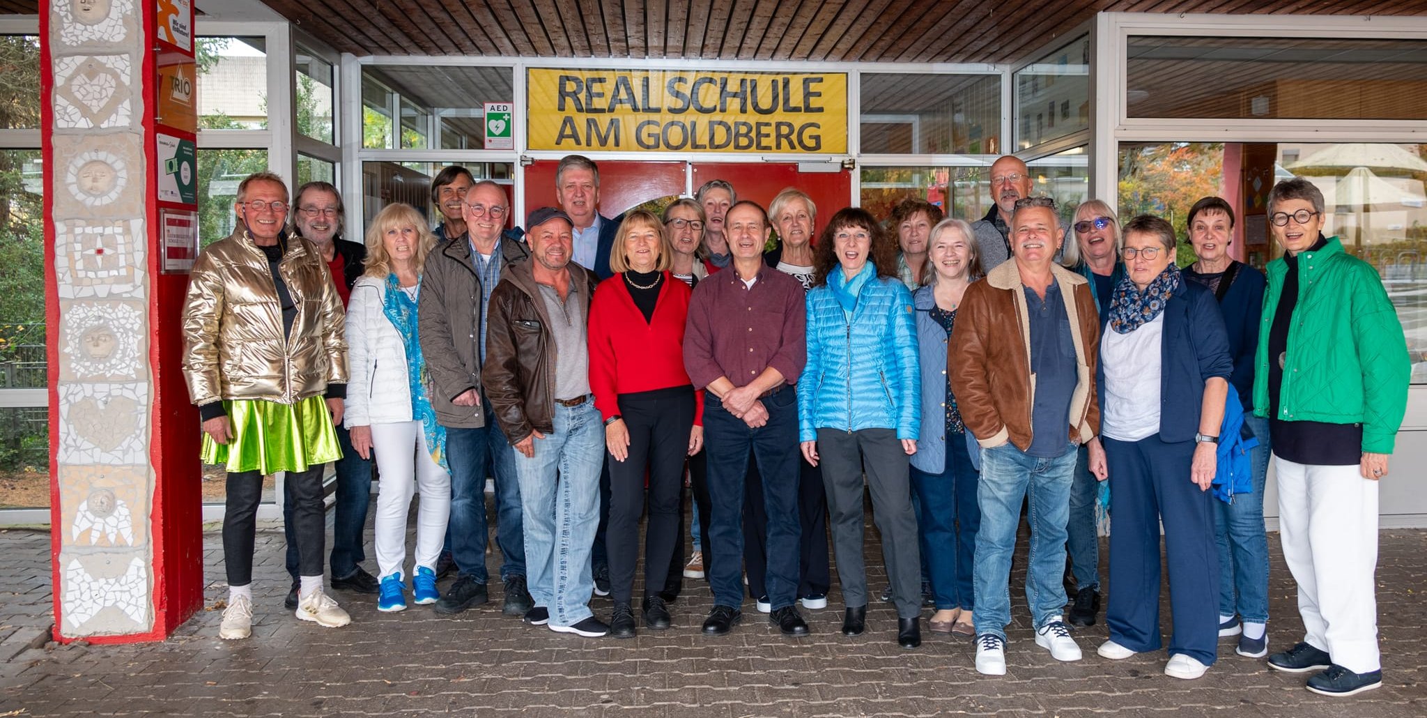 Damals wie heute, herrschte beim Abschlussjahrgang 1974 ein toller Zusammenhalt. Bild: Nüßle