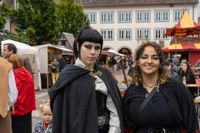 Buntes Treiben beim Böblinger Mittelaltermarkt auf dem Schlossberg.
