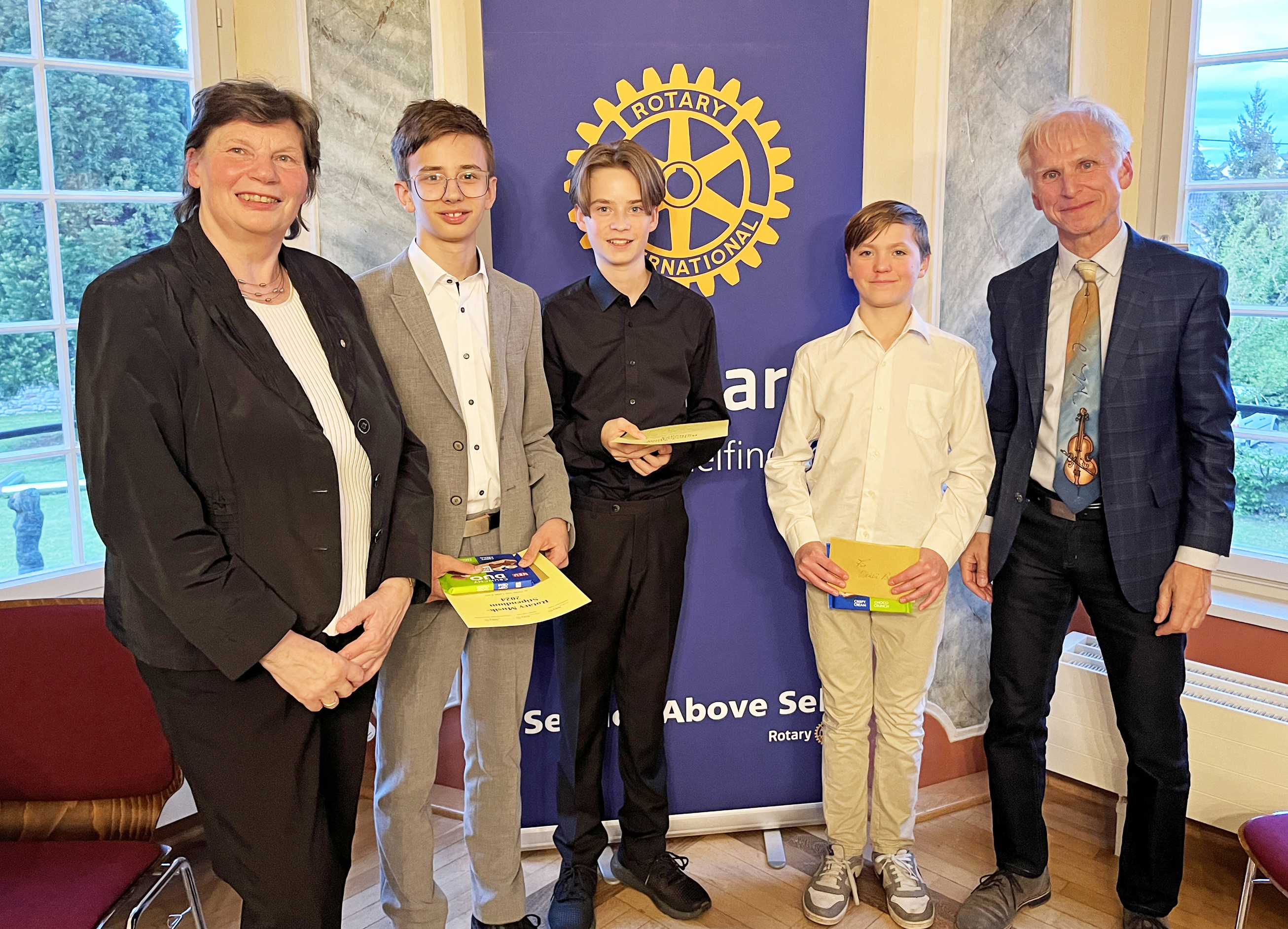 Nicole Ammann-Gessinger, Rafael Dieter Pejic, Till Schumacher, Oleksii Baturin und Albrecht Volz  (von links)Bild: Köppen