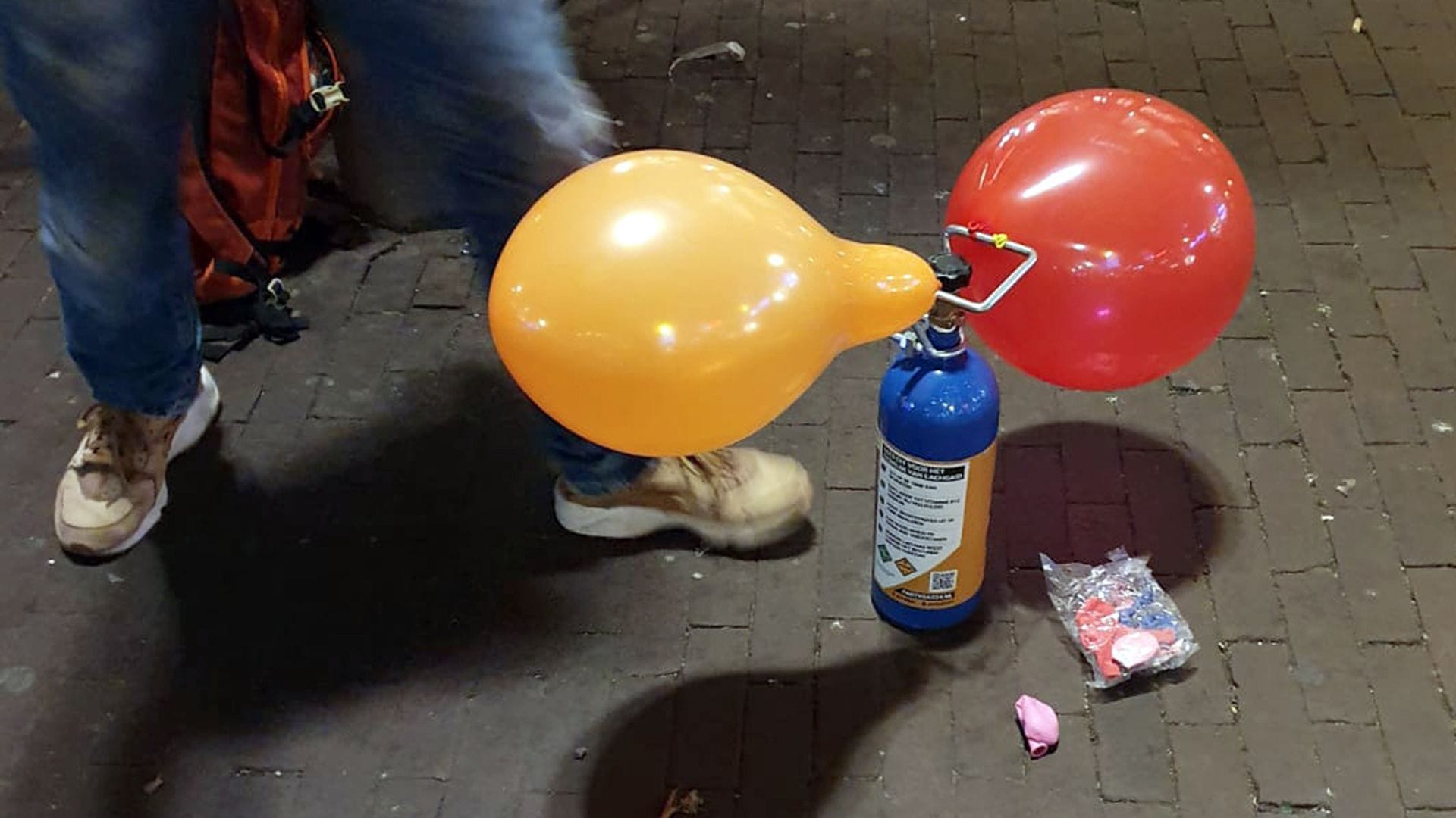 Lachgas ist als Partydroge mittlerweile auf dem Vormarsch (Symbolbild).