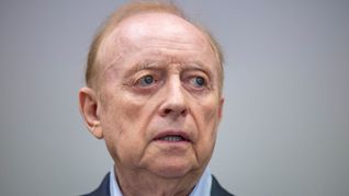 Bleibt trotz Fristablaufs auf freiem Fuß: Alfons Schuhbeck. (Archivbild)