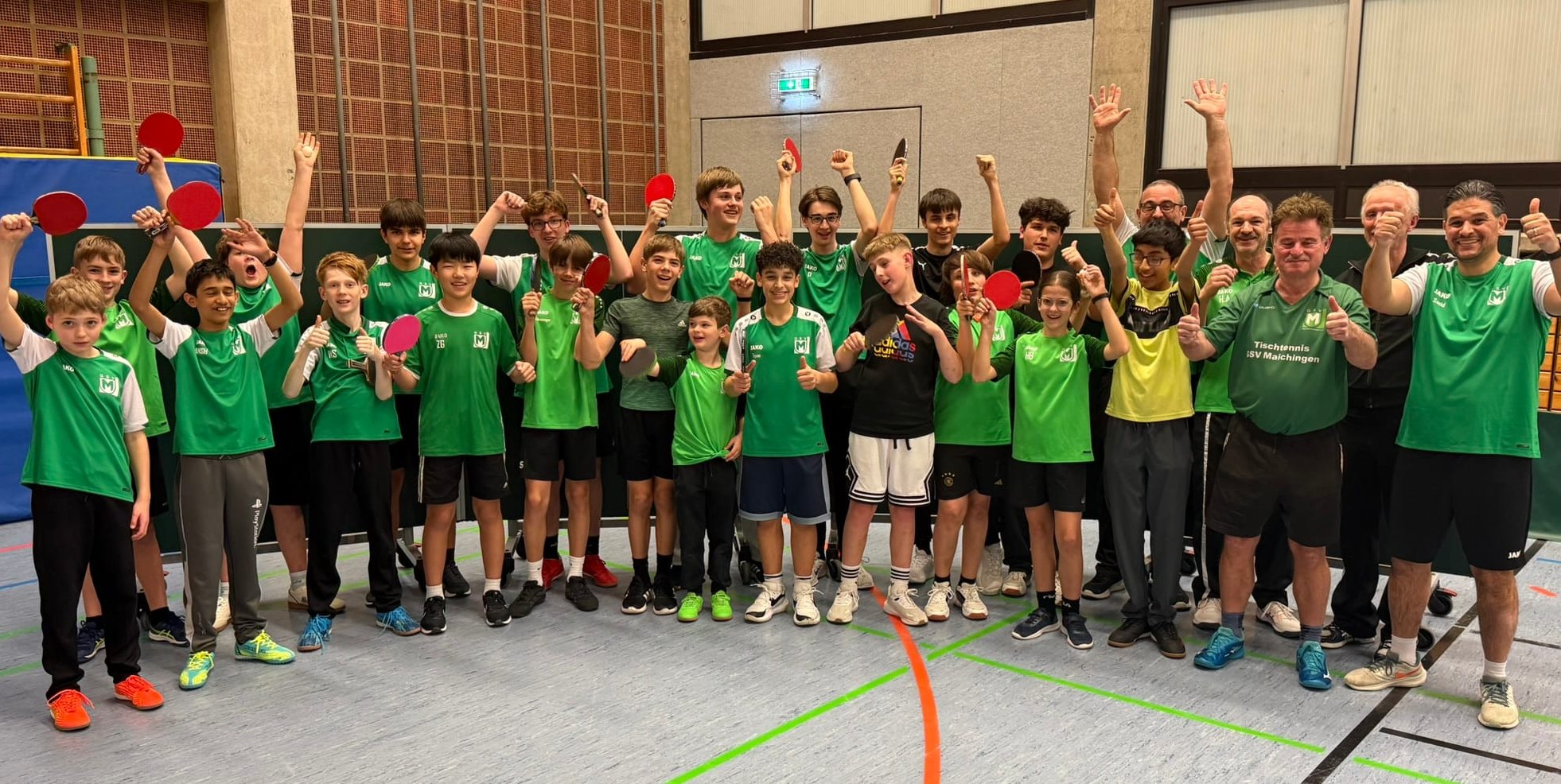 Mit großem Spaß bei der Sache: Der Tischtennis-Nachwuchs des GSV Maichingen und die Trainer.