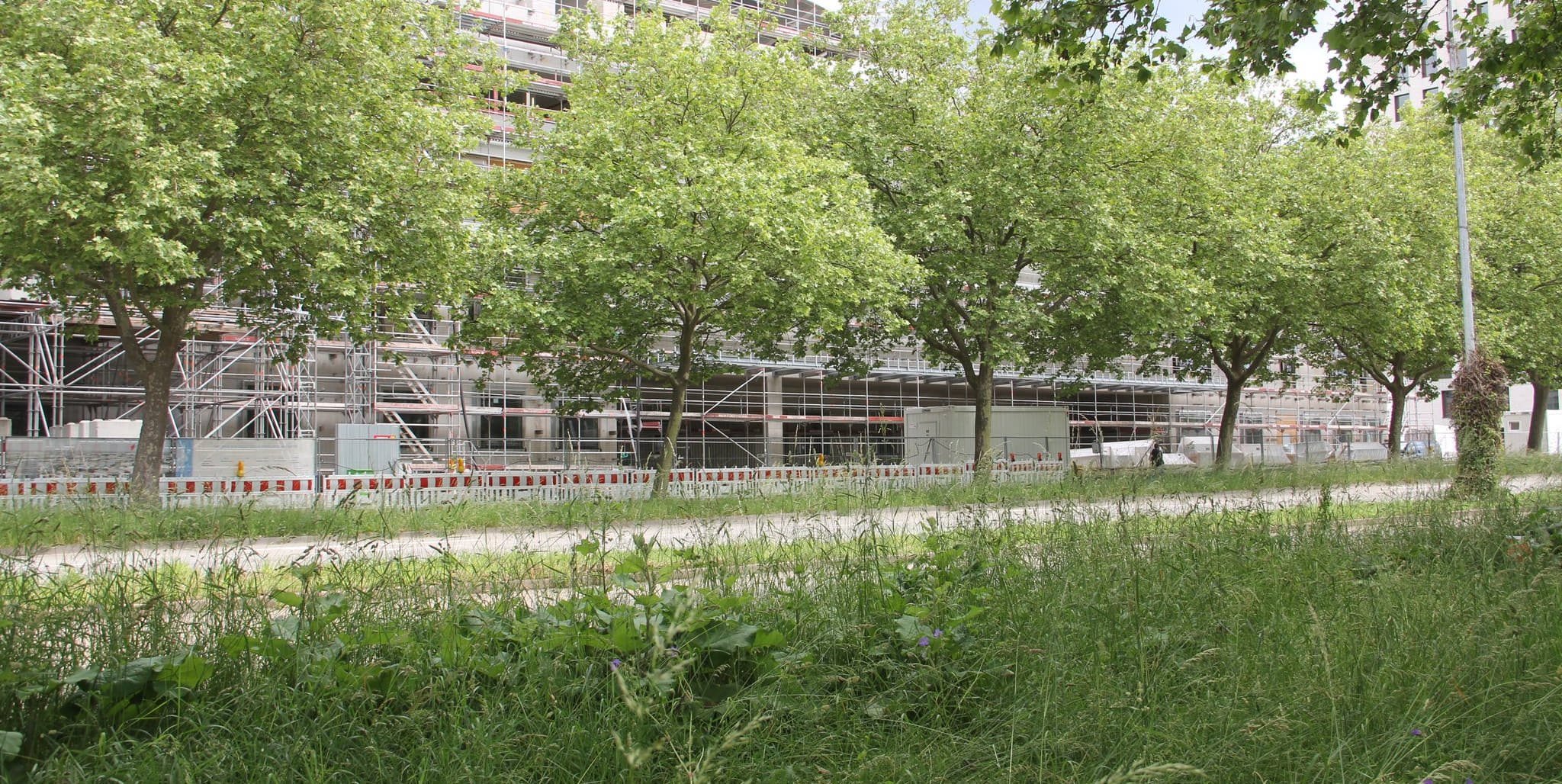 Im vierten Quartal 2028 soll die Flugfeldklinik komplett in Betrieb gehen. Bild: Dettenmeyer/A