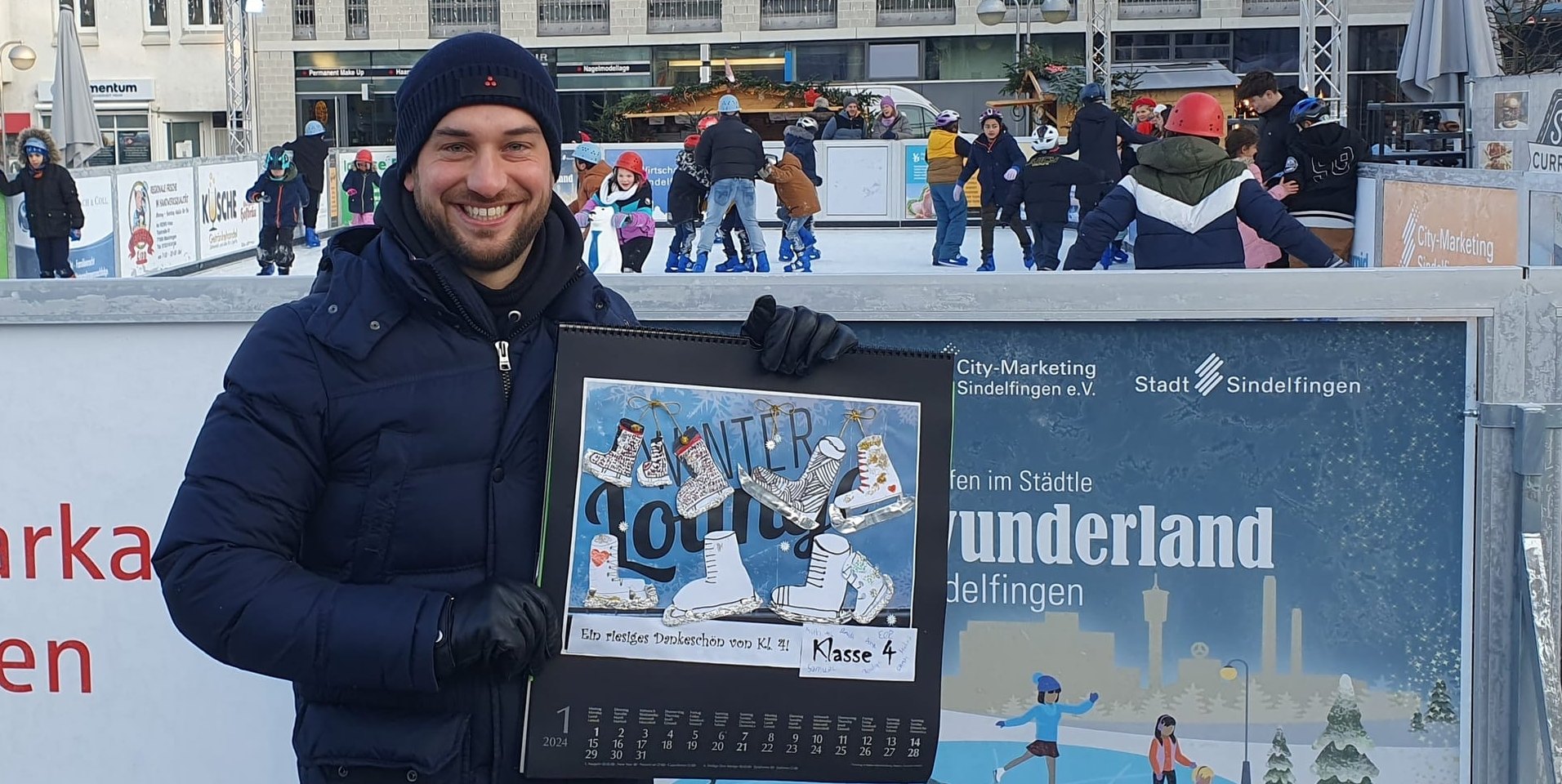 Für die Eisbahn hatte sich Salvatore Romeo schon vor Jahren im SZ/BZ-Podcast stark gemacht. Das klang damals wie ein Märchen. Dann wurde er nicht nur zu einem der Macher, sondern lud auch noch die ganze Martinsschule ein.