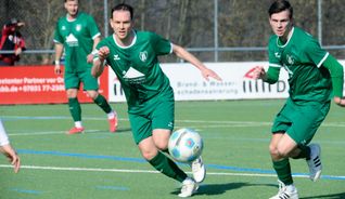 Timo Paetzold (links) steht gegen Oberjettingen vor seinem Startelf-Comeback.