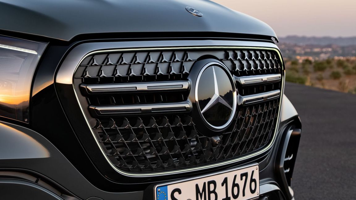 Mercedes-Benz hat beispielsweise die Front ...