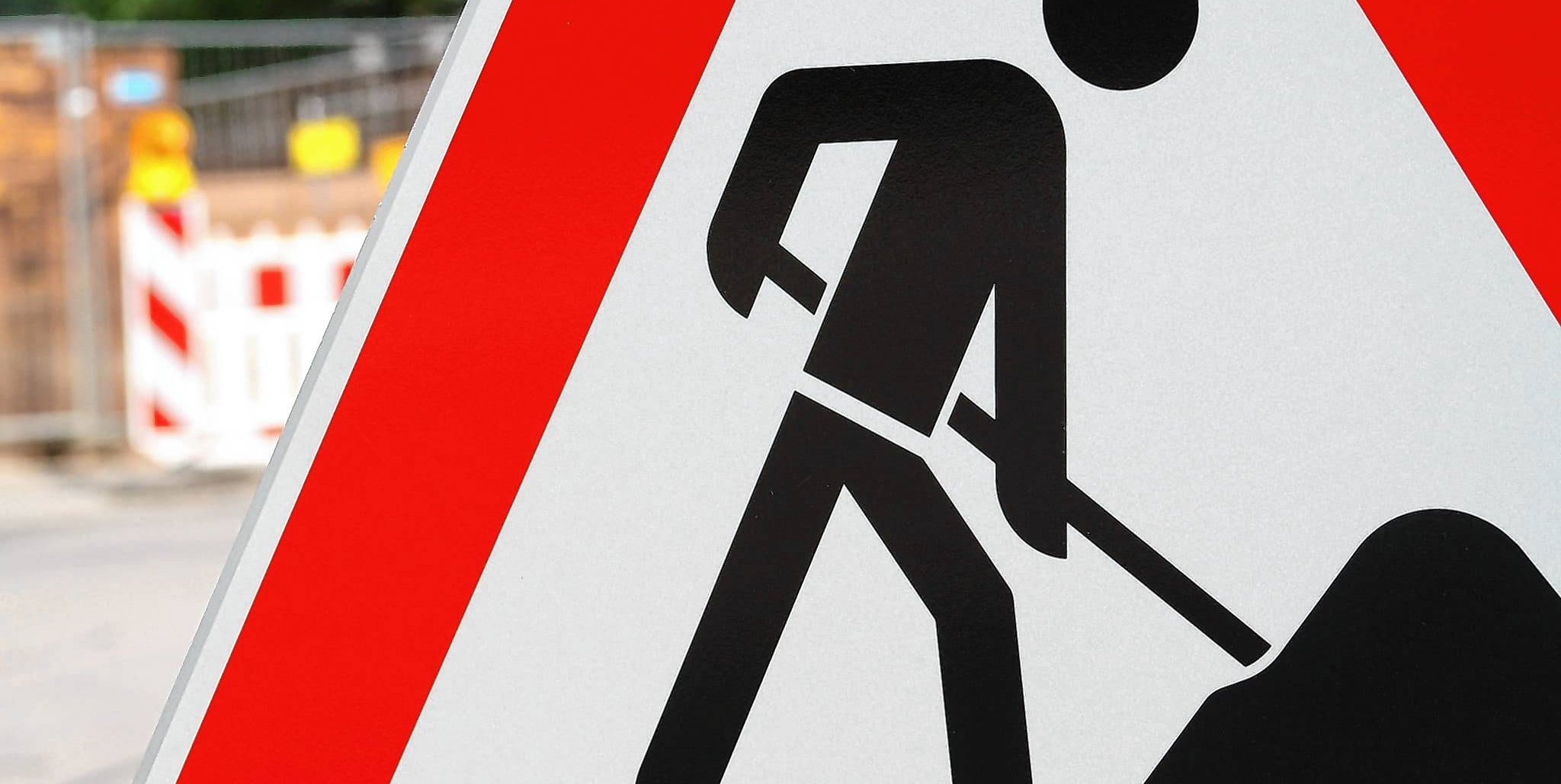 An der Kreuzung Schwertstraße / Eschenbrünnlestraße wird gebaut.