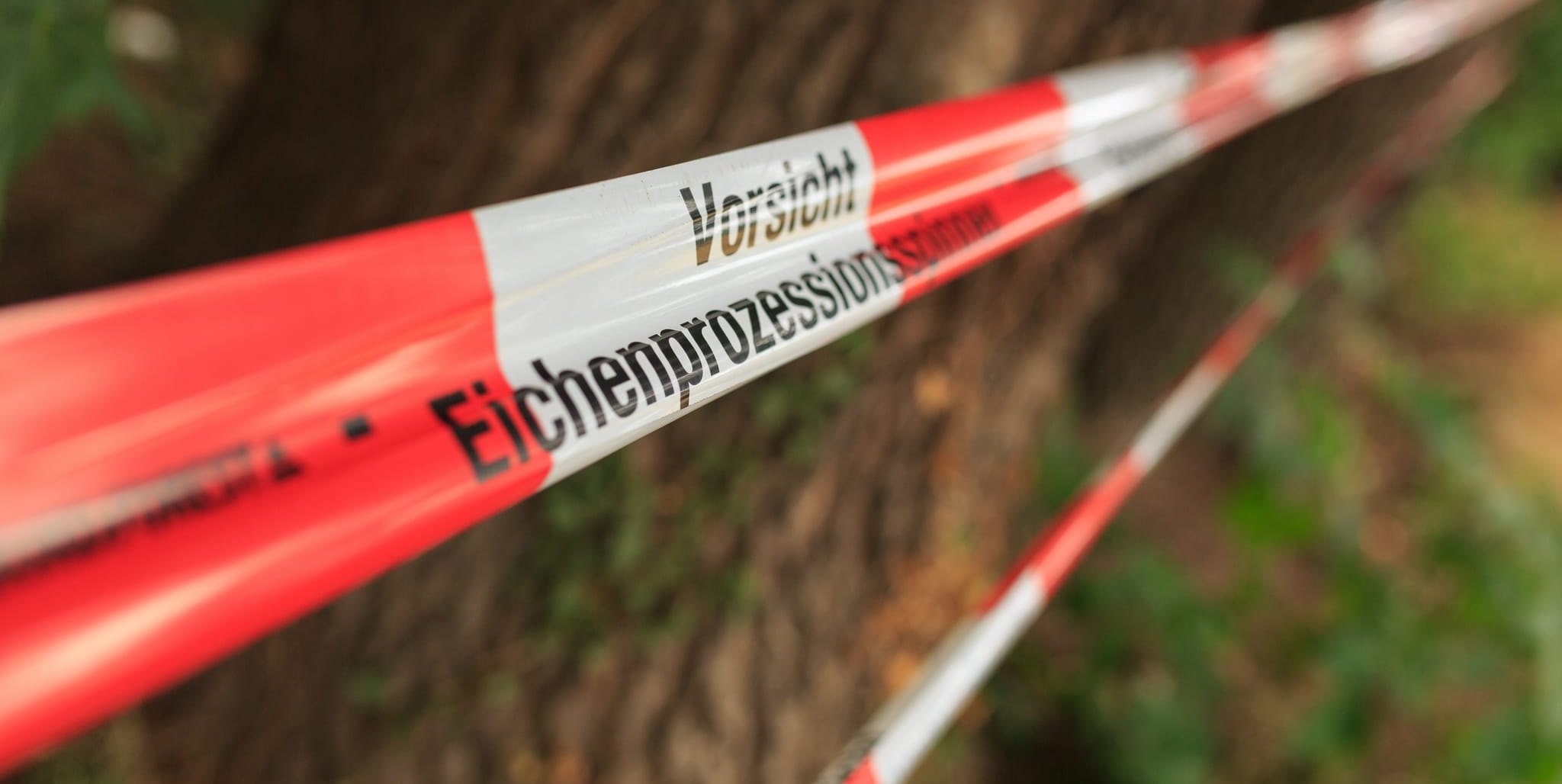 Solche Absperrbänder sind jetzt vermehrt zu sehen.
