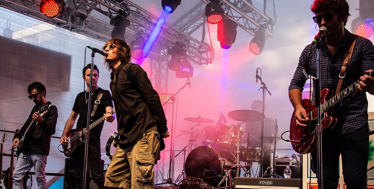 Oasis-Hits wie "Wonderwall" gibt es am 19. August von der italienischen Band "Columbia".