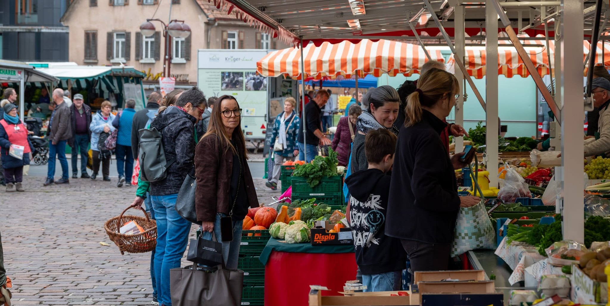 Der Sindelfinger Wochenmarkt ist ein  wichtiges Element in der Innenstadt.