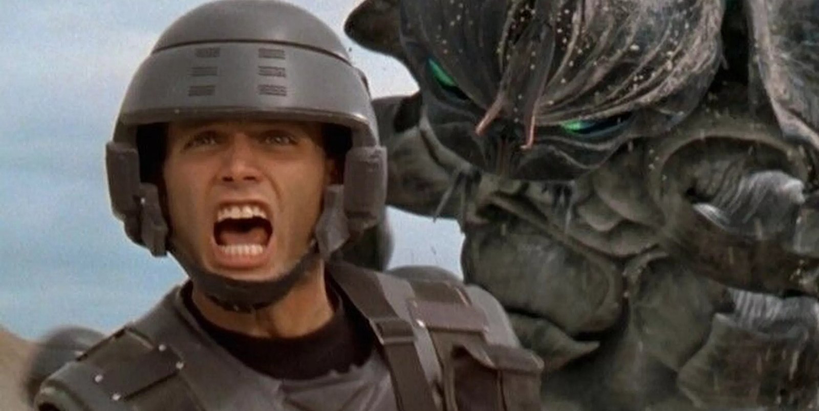 „Starship Troopers“: Jetzt aber schnell, Casper van Dien, die bösen Bugs kommen schon.