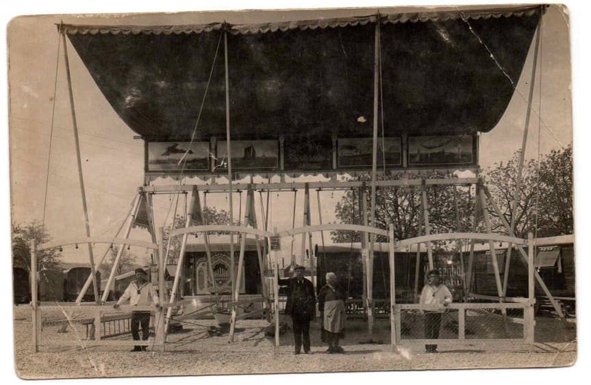 Die Schiffschaukel war ein Treffpunkt für Alt und Jung.