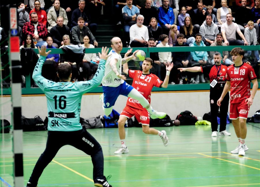 Marian Heinkele und die HSG Böblingen/Sindelfingen wollen gegen Schömberg nichts anbrennen lassen.