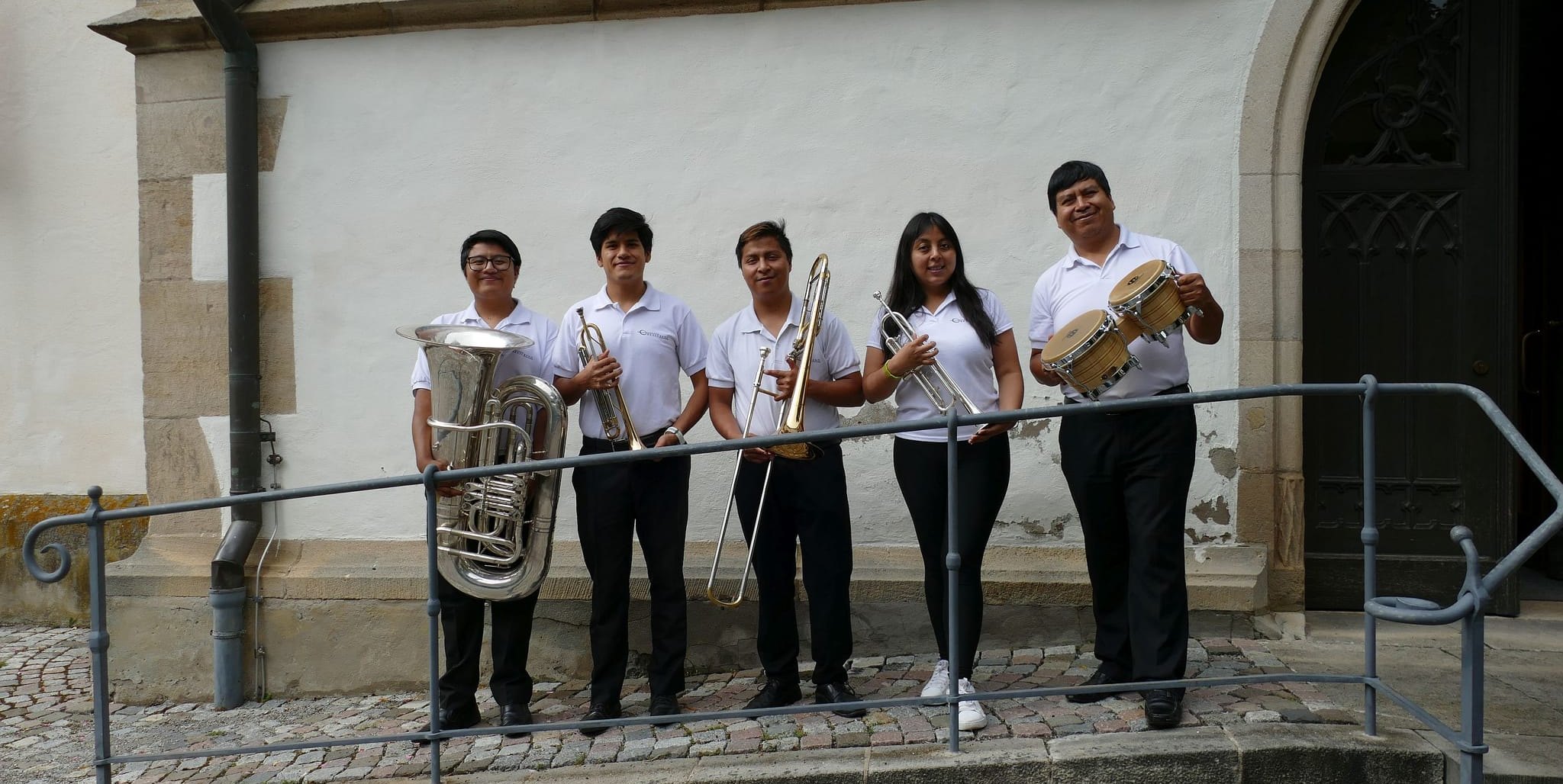 In Dagersheim von links: Mateo Guallichico, Kevin Morales, Rolando Quindigalli, Lizeth Pachacama und Jorge Pachacama.