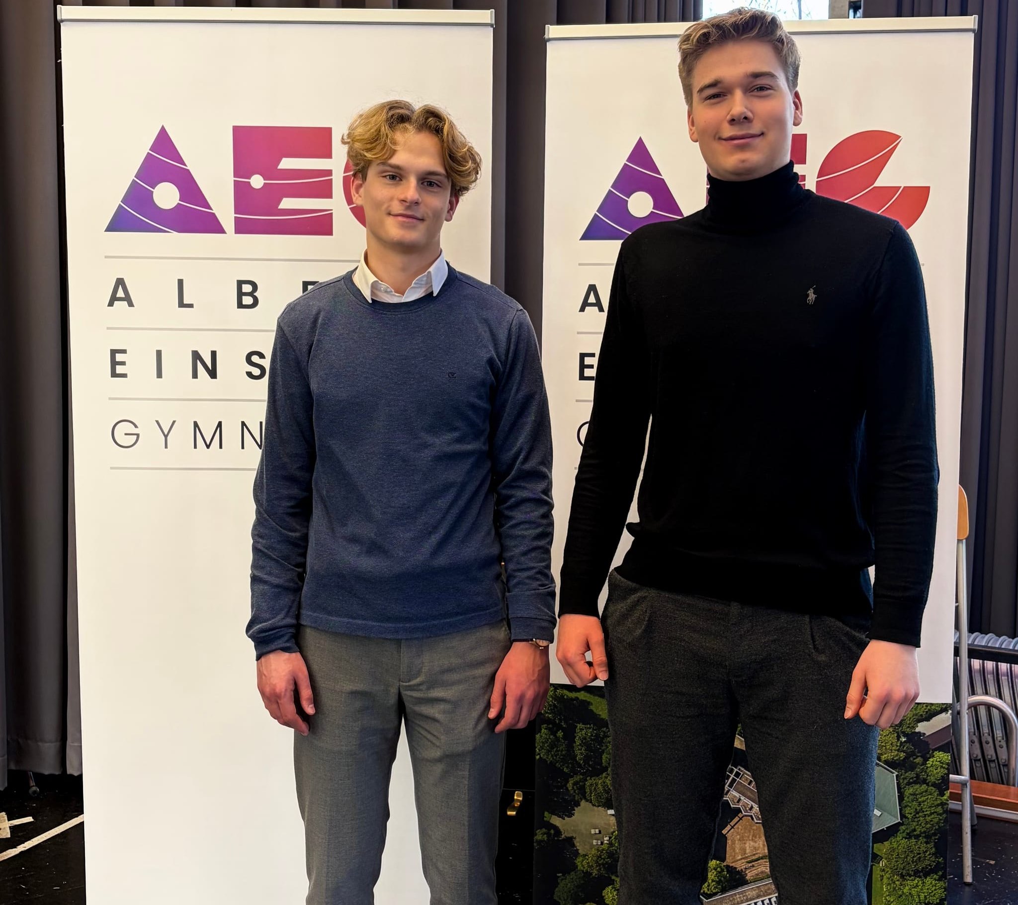 Die Moderatoren des Nachmittags: Lorenz Maisch (links) und Julian Ackermann.	Bild: AEG