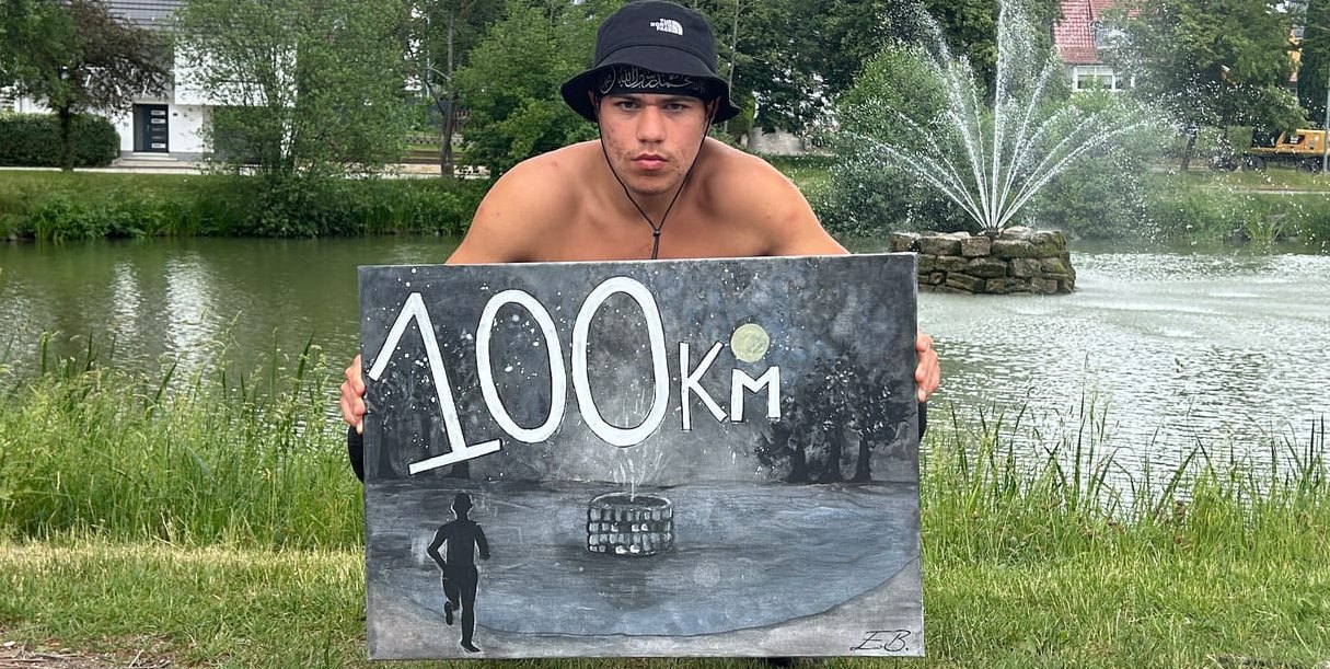 Muhammed "Memo" Bülbül will 100 Kilometer am Stück laufen.