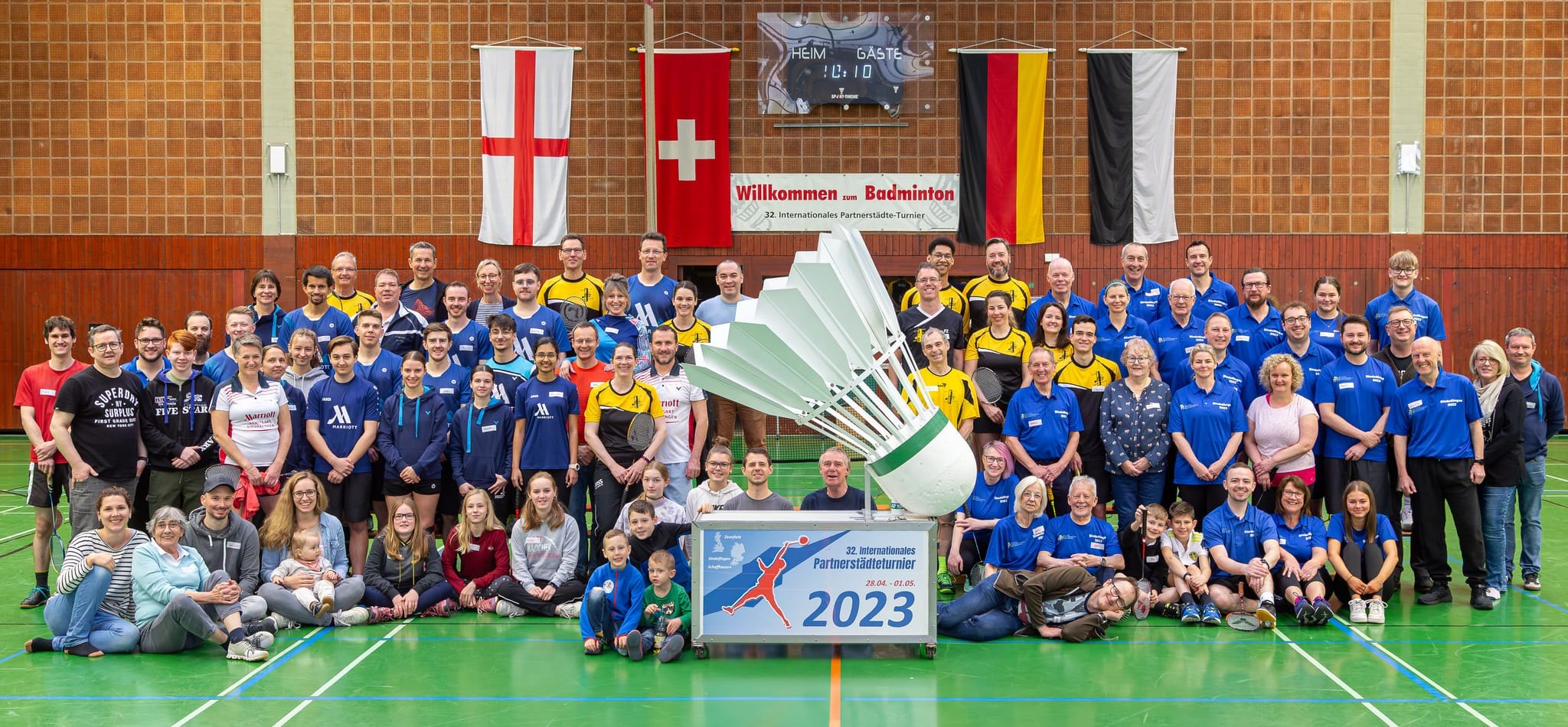 Wie schon 2023 freut sich die Badmintion-Abteilung auf mehr als 100 Teilnehmer am 35. internationalen Turnier mit den Partnerstädten Dronfield und Schaffhausen.