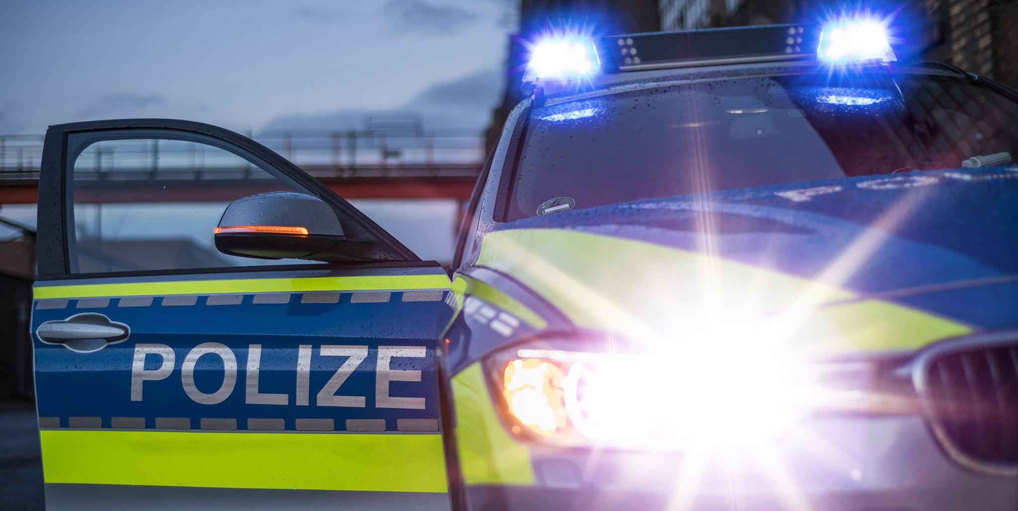 Die Polizei sucht Zeugen des Vorfalls am Dienstagabend.