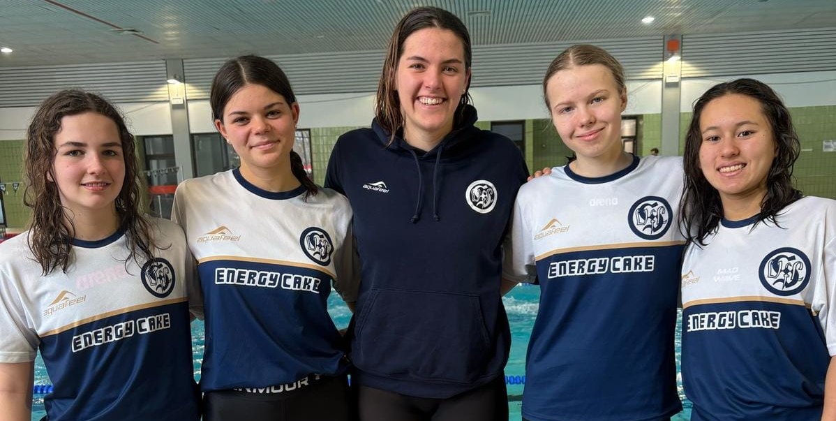 Die erfolgreichen Sindelfingerinnen in Bayreuth:  Leonie Gsell,  Melinda Preussner, Patrizia Hauptmann, Emilie Saillet und Patrizia Stradovnik  (von links). Bild: z