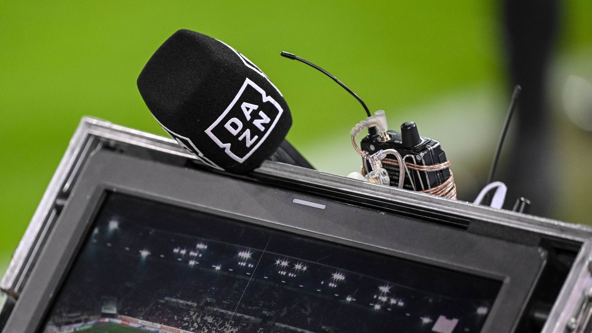 Klage gegen DAZN-Preise (Symbolbild)