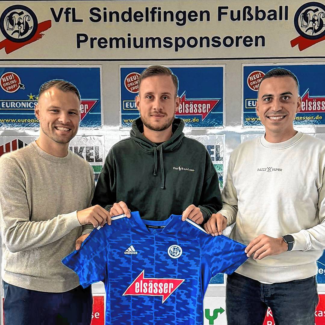 Bastian Bothner (links) und Roberto Klug mit Neuzugang Max Berndle Bild: Zvizdiç