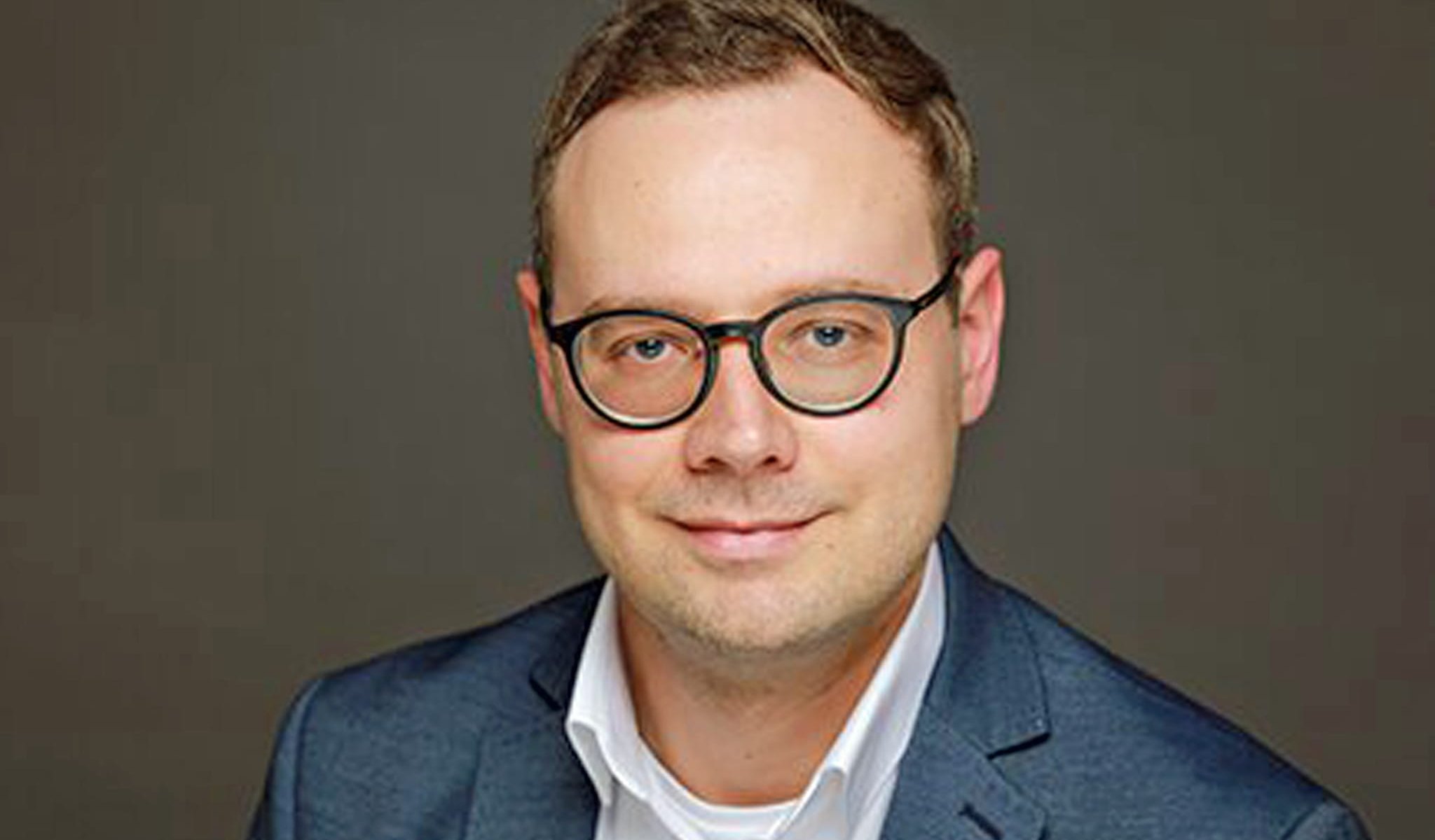 Dr. Pierre Pfütsch.