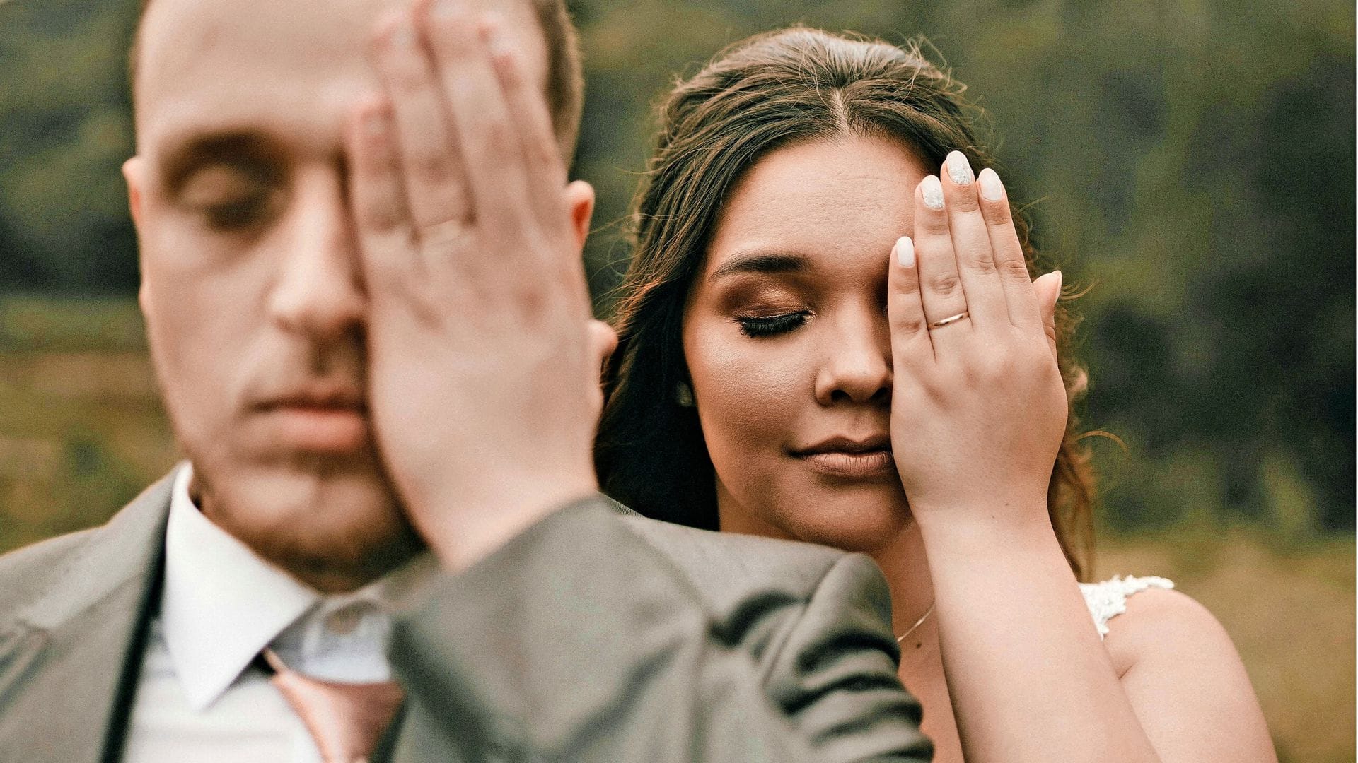 Liebe macht blind – aber besser bei der Hochzeit schon an die Trennung denken, rät Scheidungsanwältin Saskia Schlemmer vor allem Frauen.