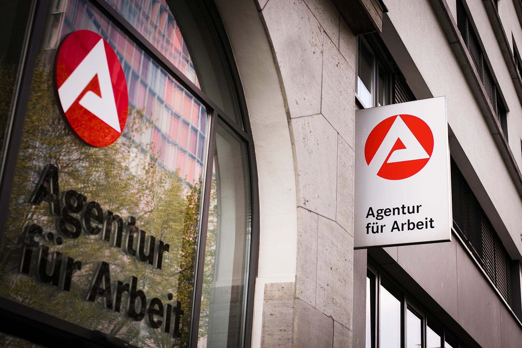 Die Arbeitslosenquote beträgt im November 3,9 Prozent und bleibt unverändert zum Vormonat.