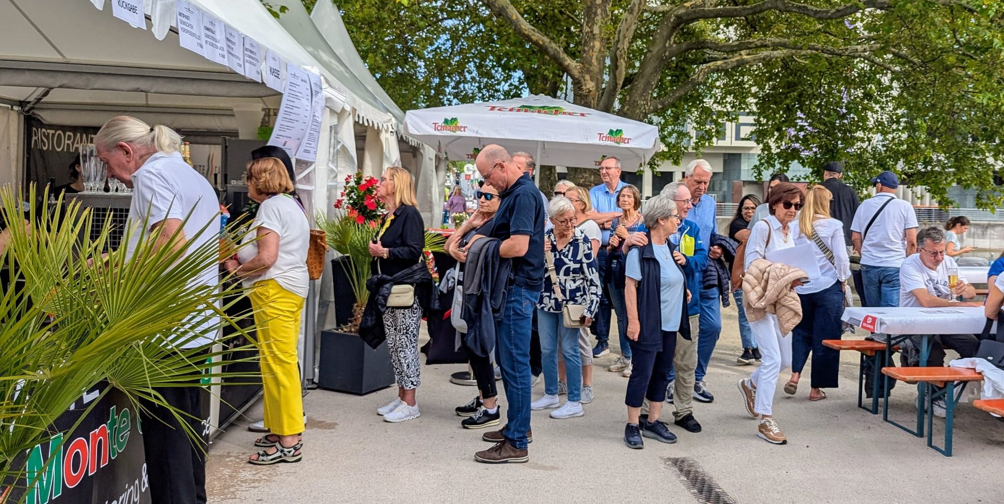 Jetzt geht's los: Bis Sonntag wird in Böblingen geschlemmt.