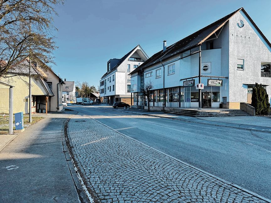 Die Geschäfte an der Ortsdurchfahrt sollen laut Bürgermeister Erwin Heller auch während der Bauarbeiten erreichbar sein.