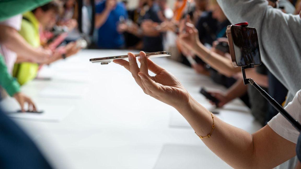 Das dünne Gehäuse soll mit einer zusätzlichen Schutzschicht noch widerstandsfähiger gegen äußere Einflüsse sein.